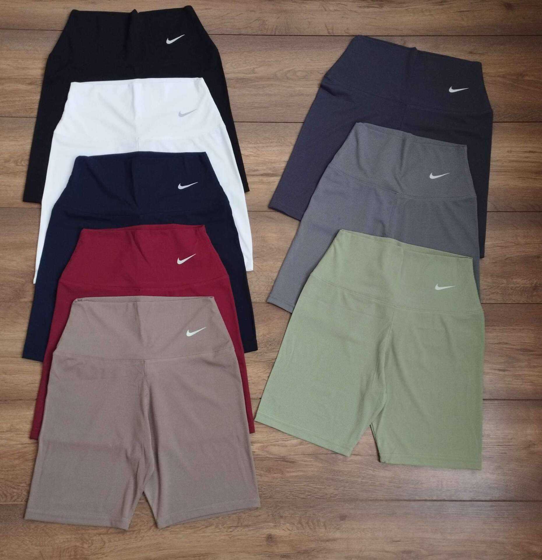  شورتک ورزشی 