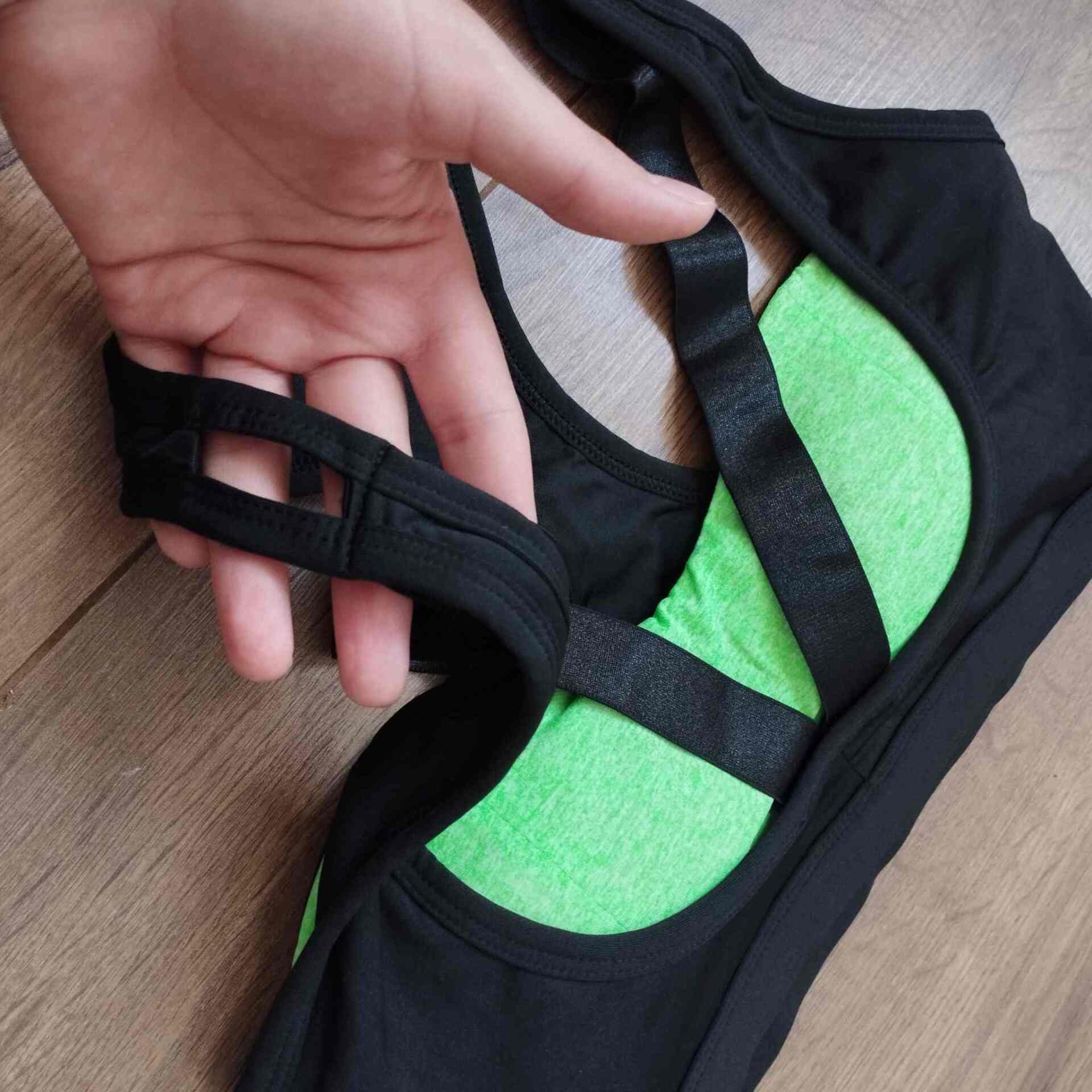  نیمتنه ورزشی فلامنت وارداتی 