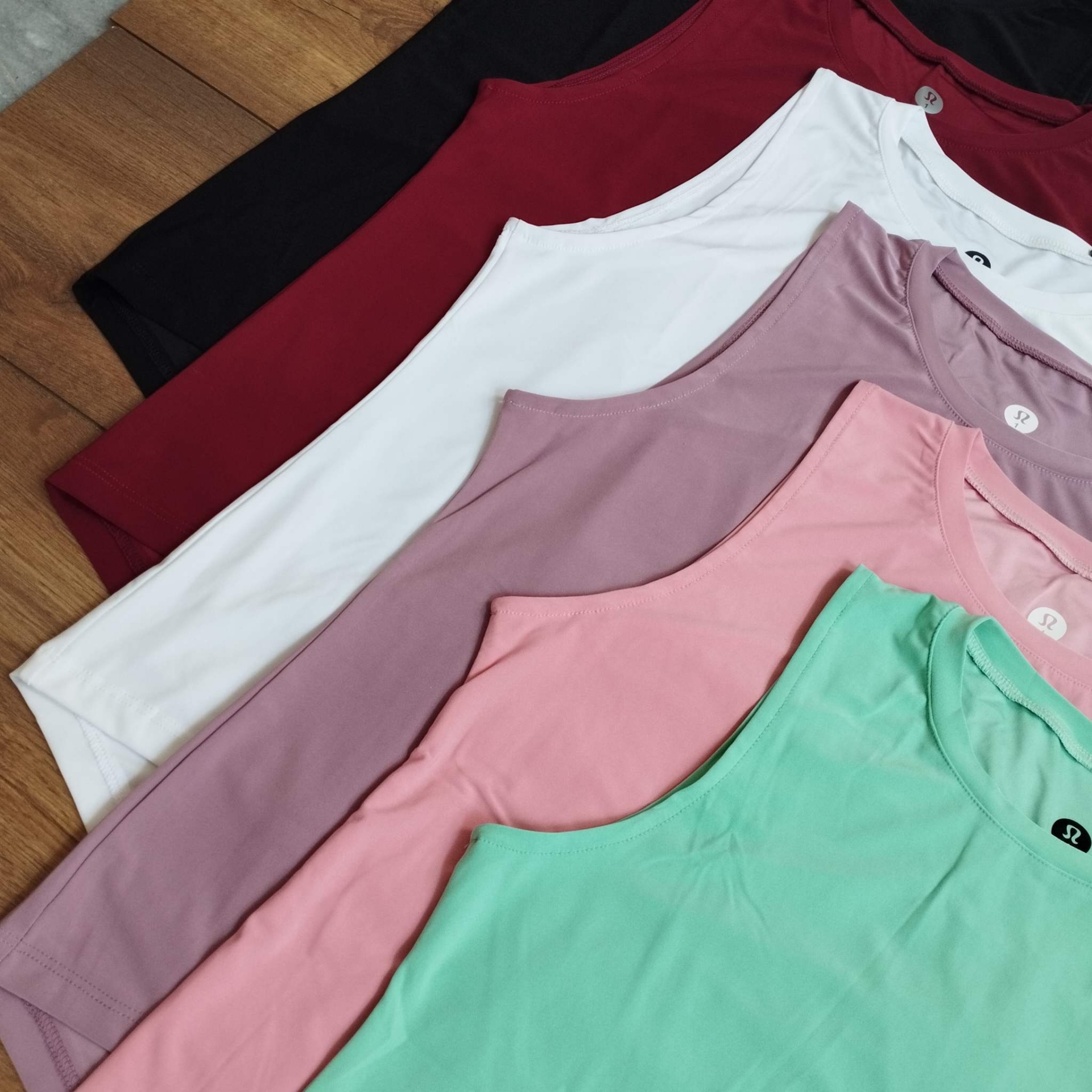  تاپ ورزشی زنانه پشت چاک Lululemon 