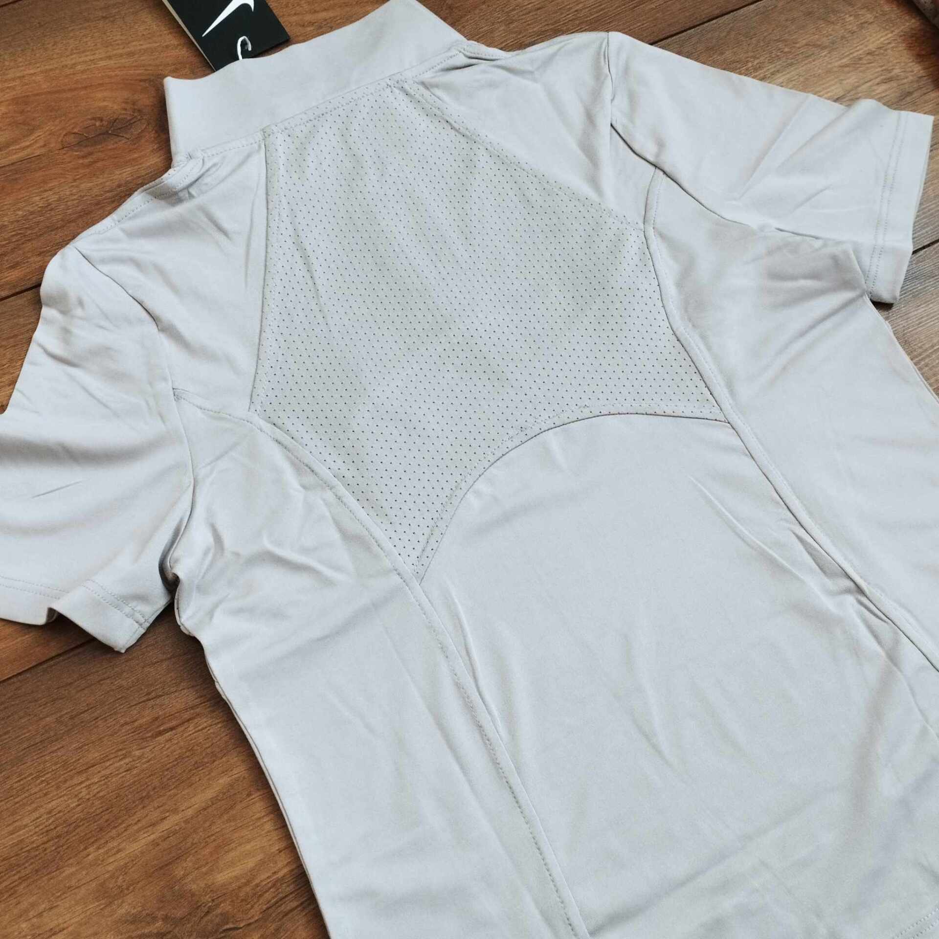  تیشرت ورزشی نیم زیپ 