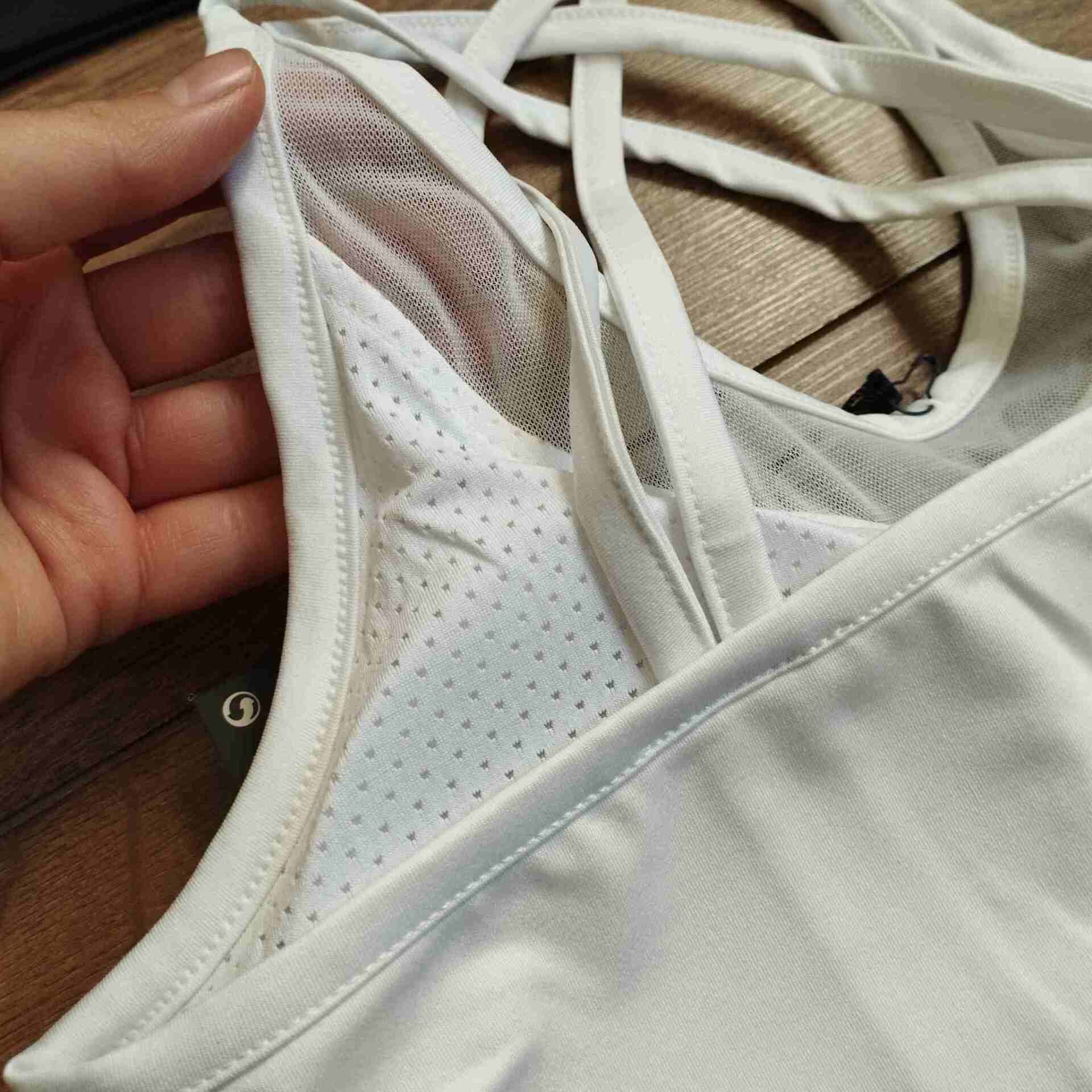 نیمتنه ورزشی محکم