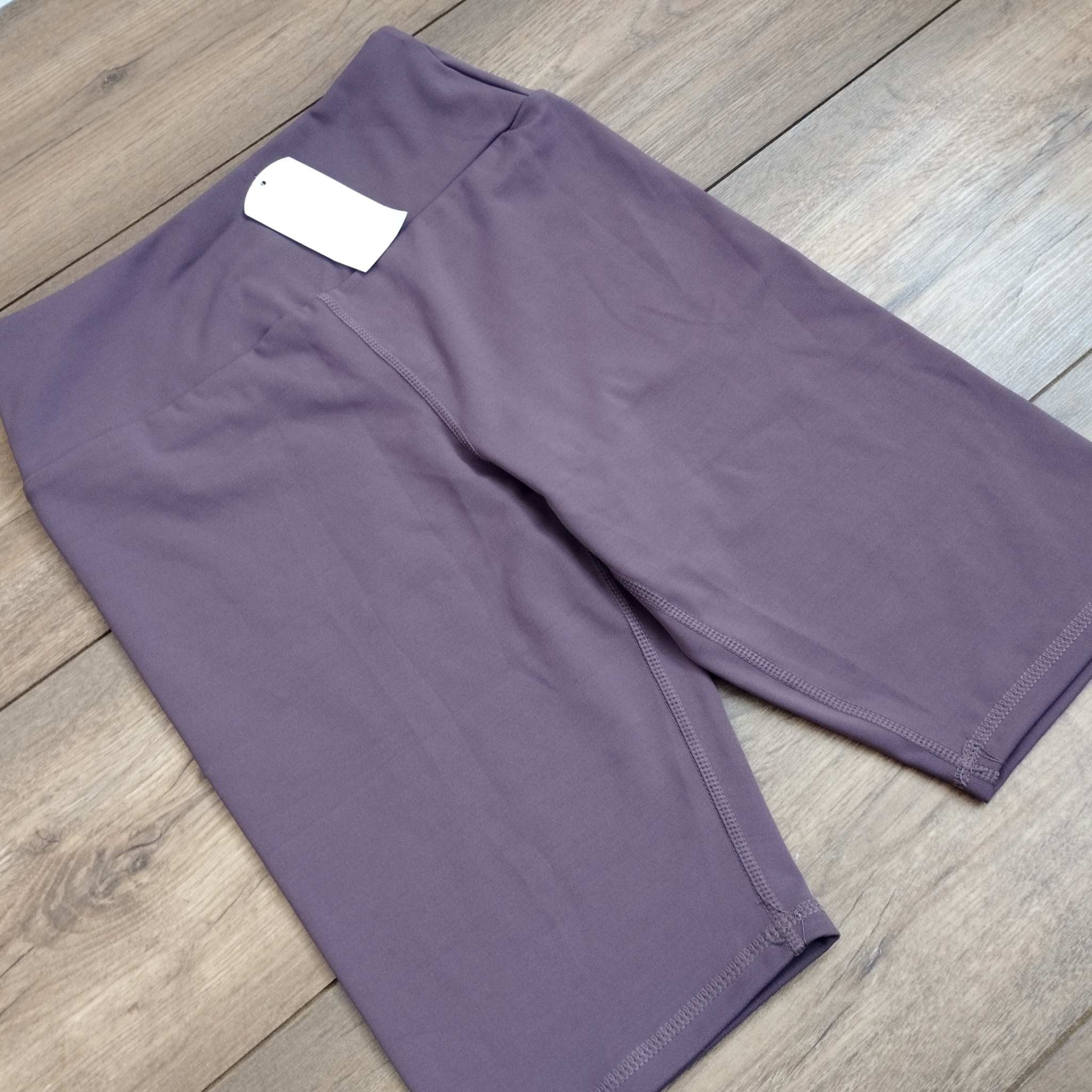 شلوارک ورزشی