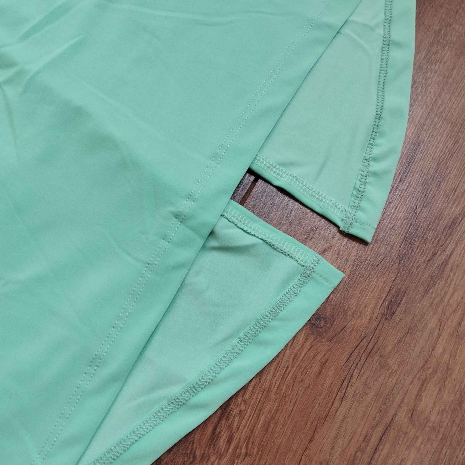 تاپ ورزشی زنانه پشت چاک Lululemon 