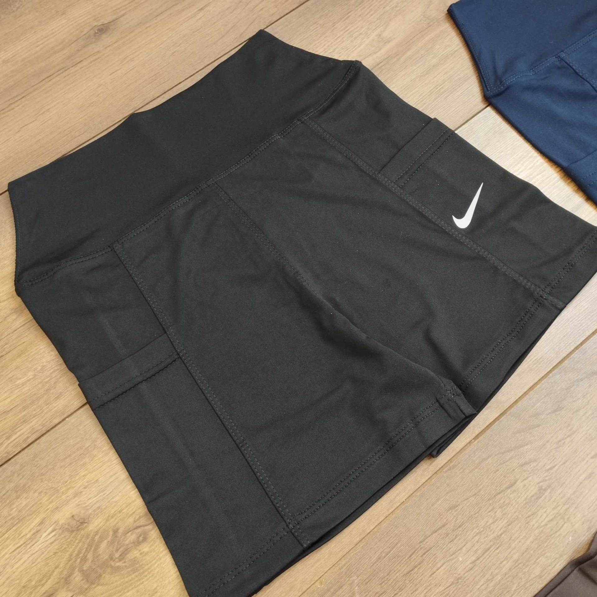 شورتک ورزشی